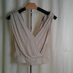 Dynamite Pleated Champagne Sleeveless Blouse in size S